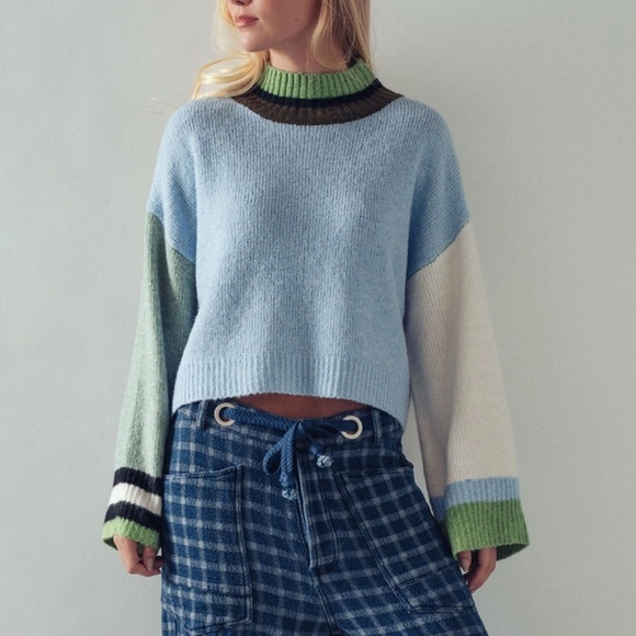 NEW!! Urban Daizy Colorblock Knit Cropped Sweater Over Sized SZ’s S,M,L - Picture 6 of 9
